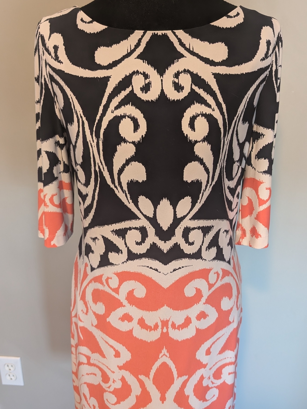 Eliza J Coral, Black and White Long Sleeve Printed Sheath Dress - Picture 3 of 8